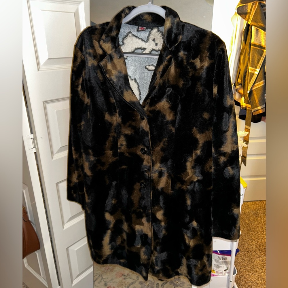 ENT Entrancy Black and Brown Women's Coat